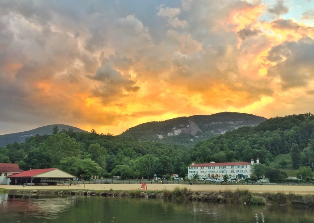 The 1927 Lake Lure Inn And Spa Eksteriør bilde